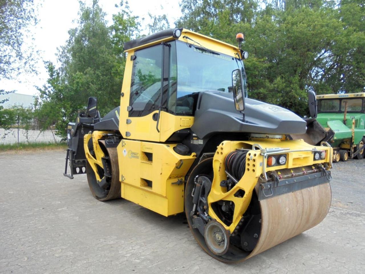 BOMAG BW 174 AP-4 AM