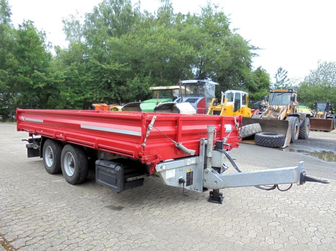 Fliegl TSK 118 Kipper inkl. Alu-Rampen