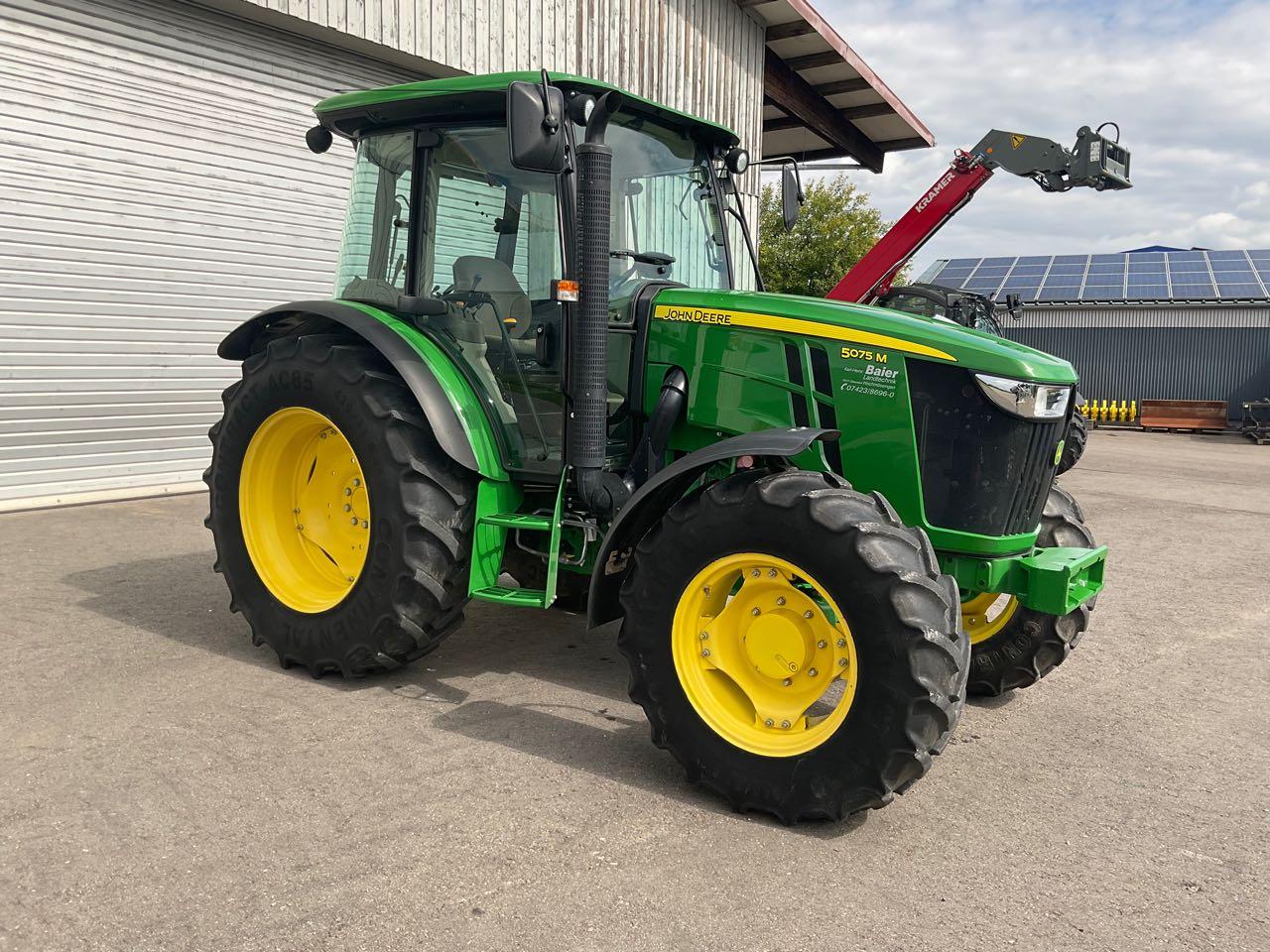 John Deere 5075 M