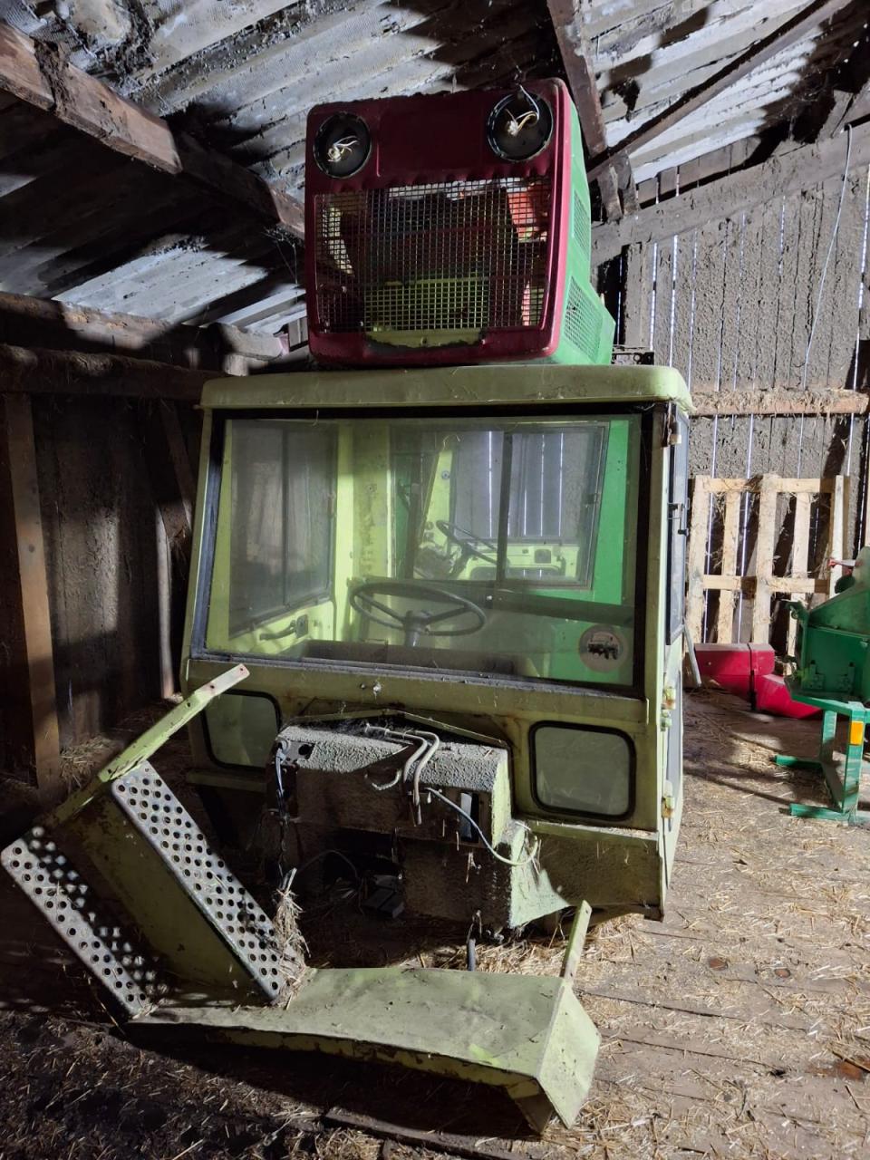 Mercedes-Benz MD Trac Ersatzteile