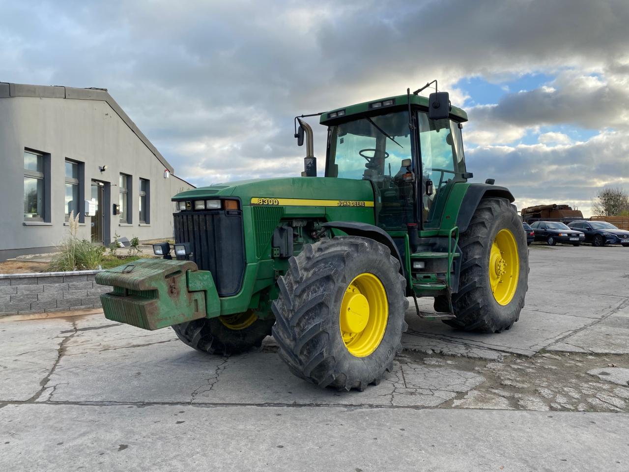 John Deere 8300 Powershift