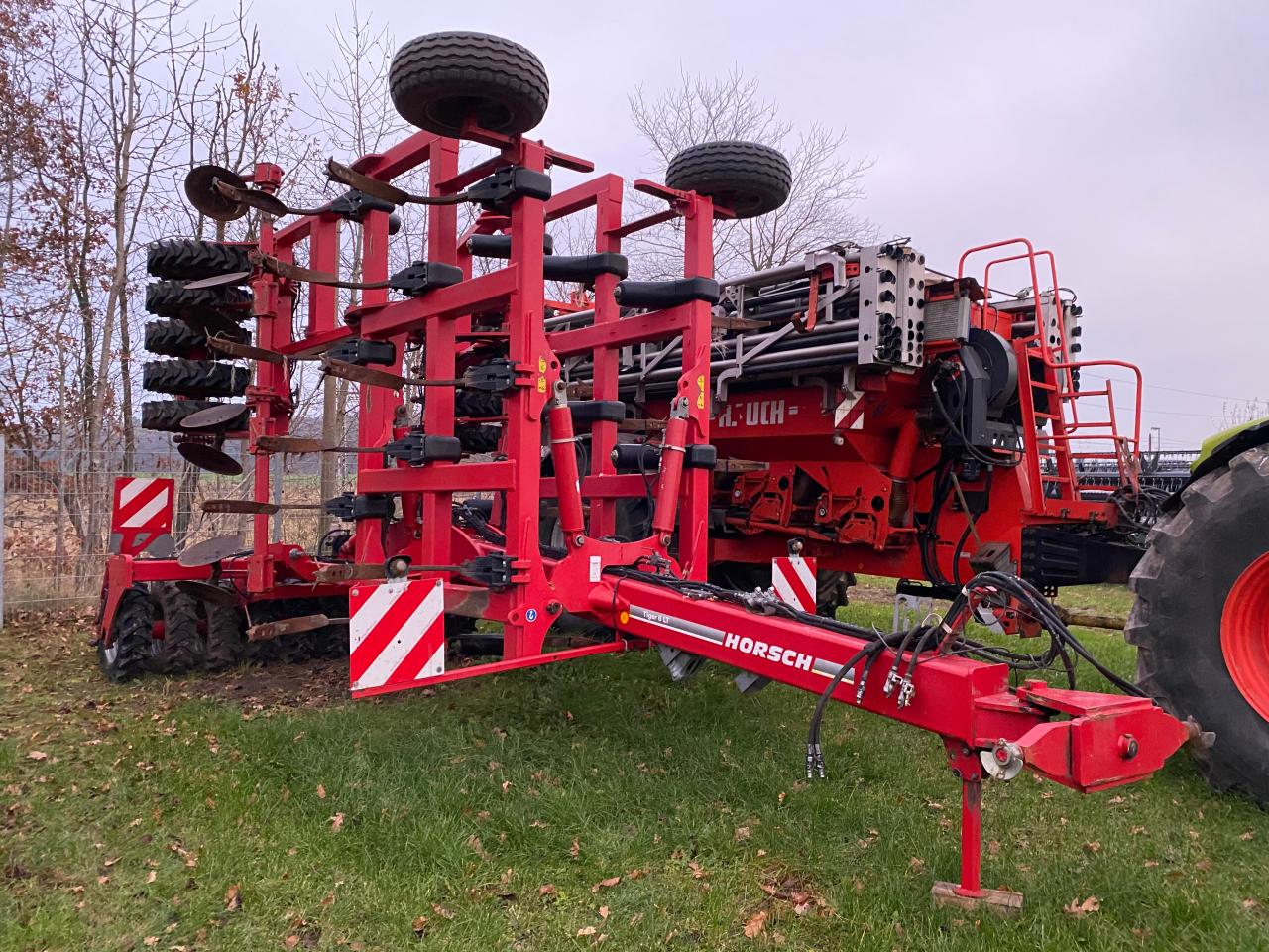 Horsch Tiger 6 LT mit TopRing Packer