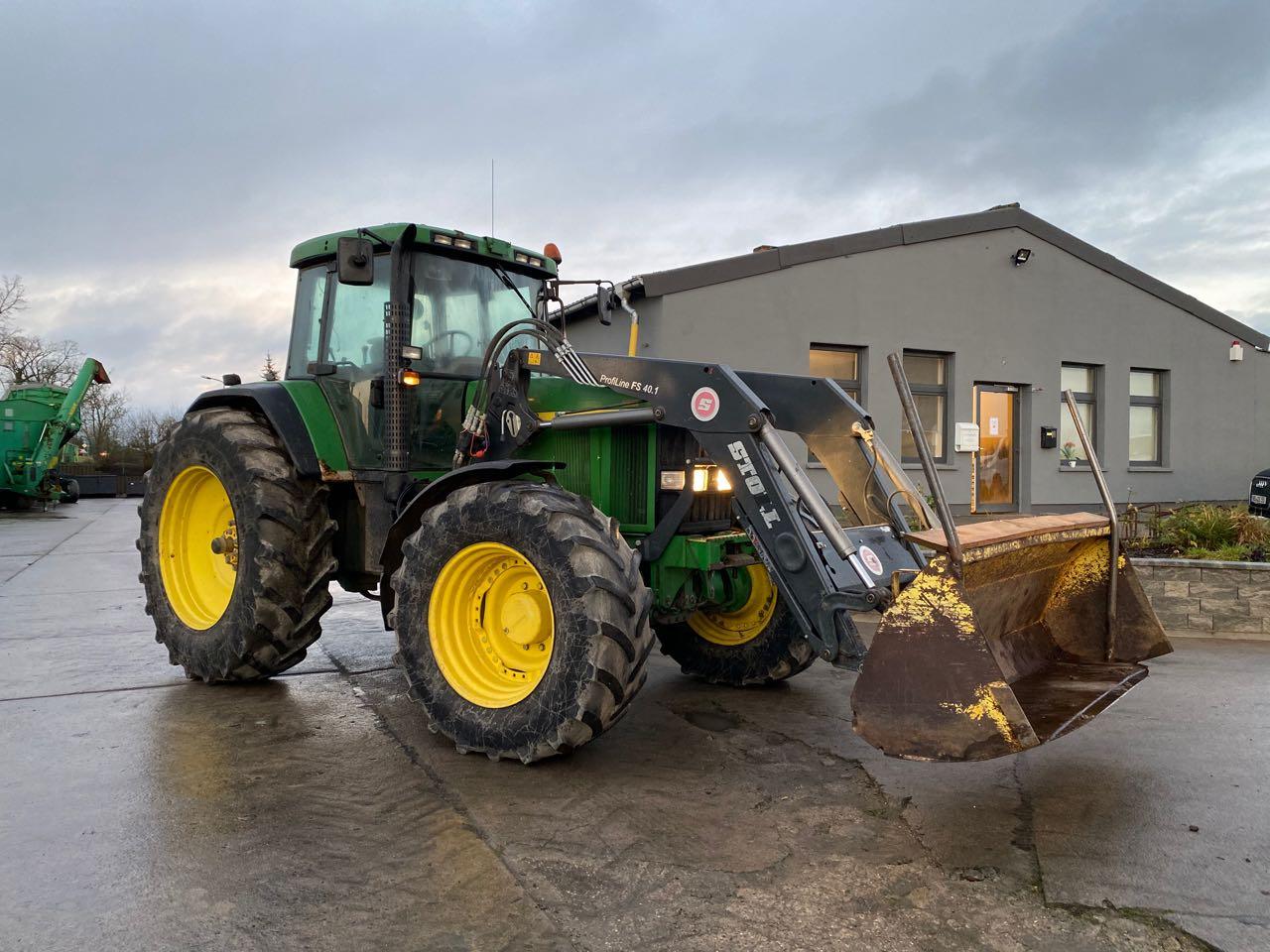 John Deere 7810