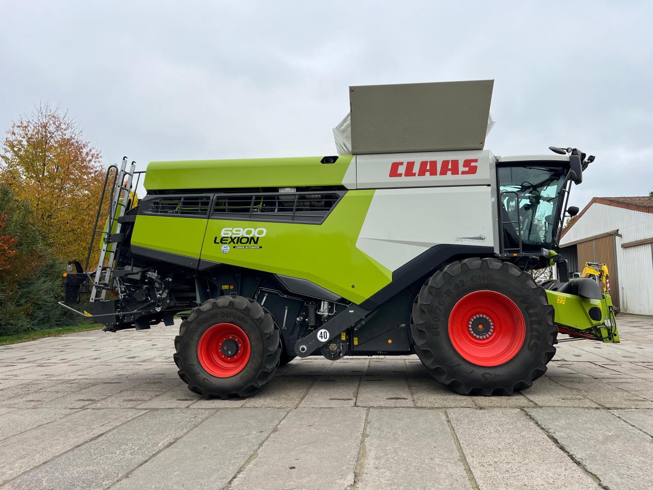 CLAAS Lexion 6900