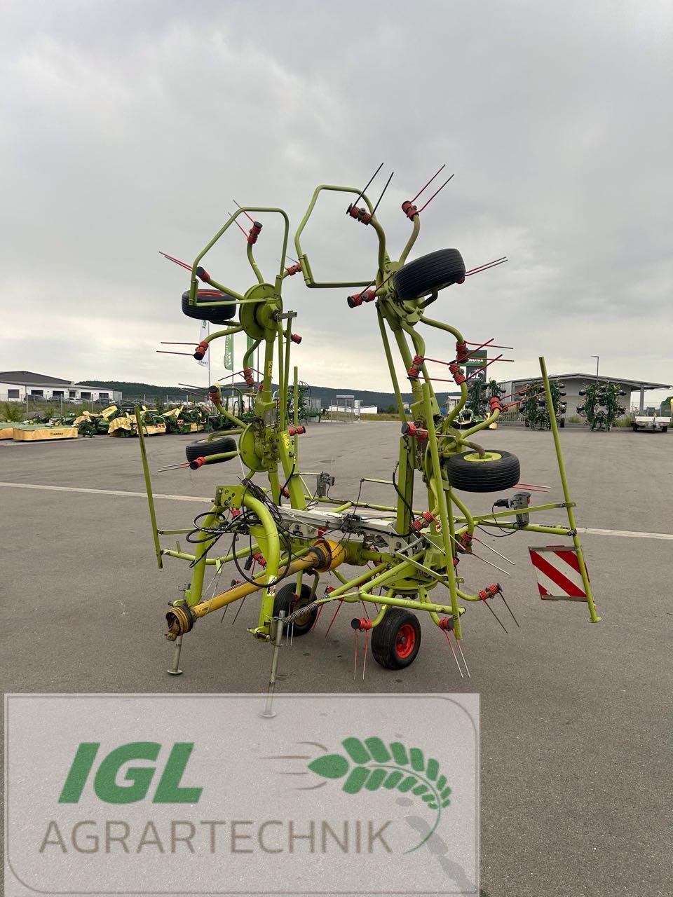 CLAAS Volto 640