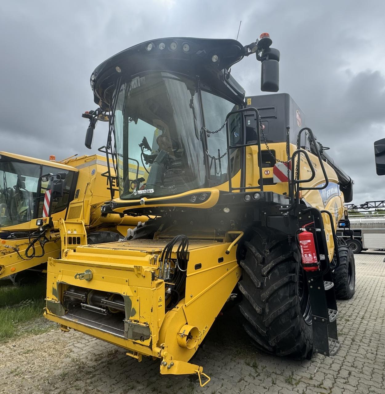 New Holland CR 9.80 SCR