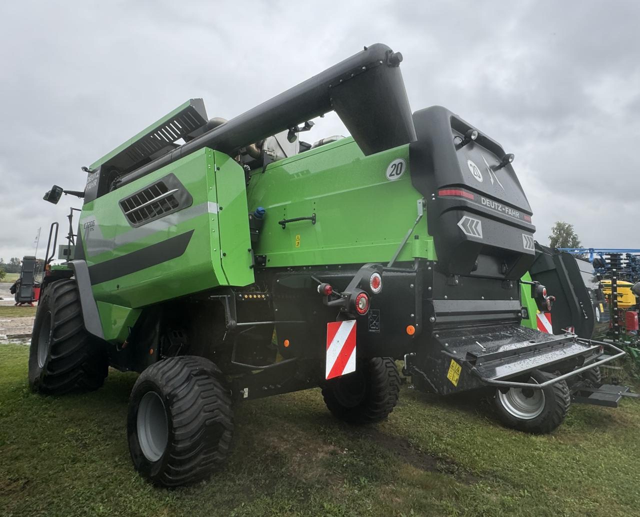 Deutz-Fahr C 7206 TS Rear