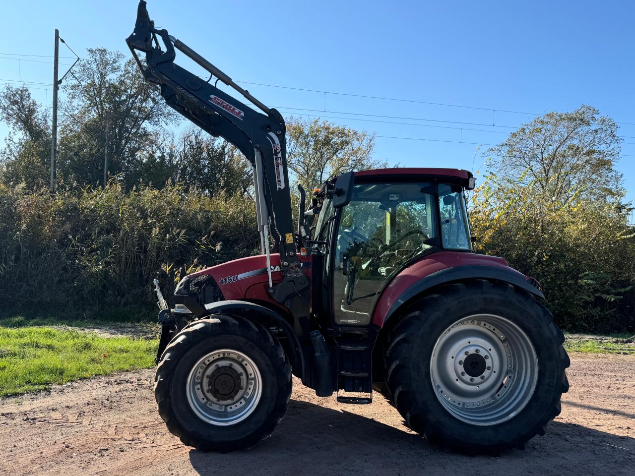 Case 115 U IH FARMALL Rear