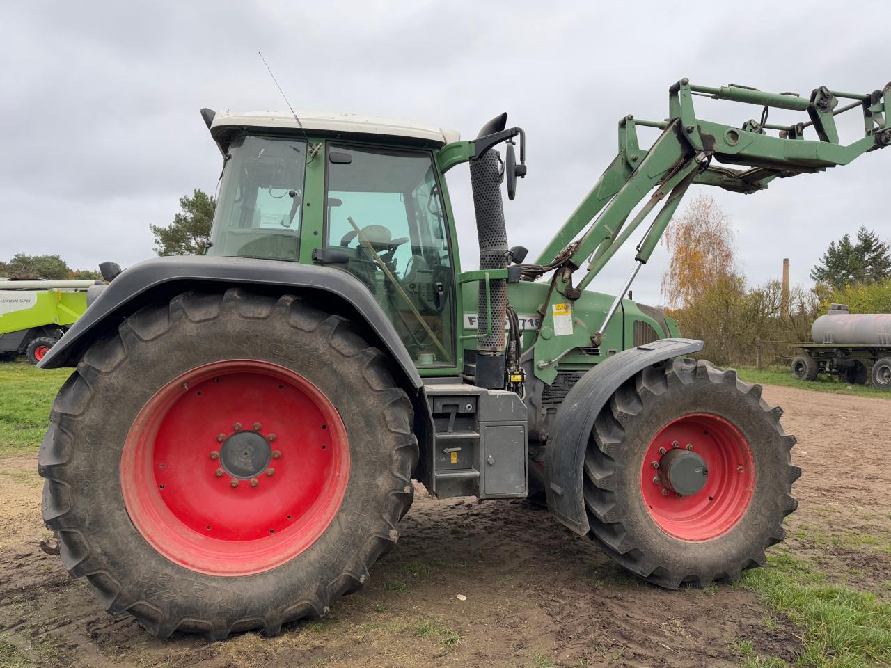 FENDT 718 Vario Frontlader, FKH, FZW Inside