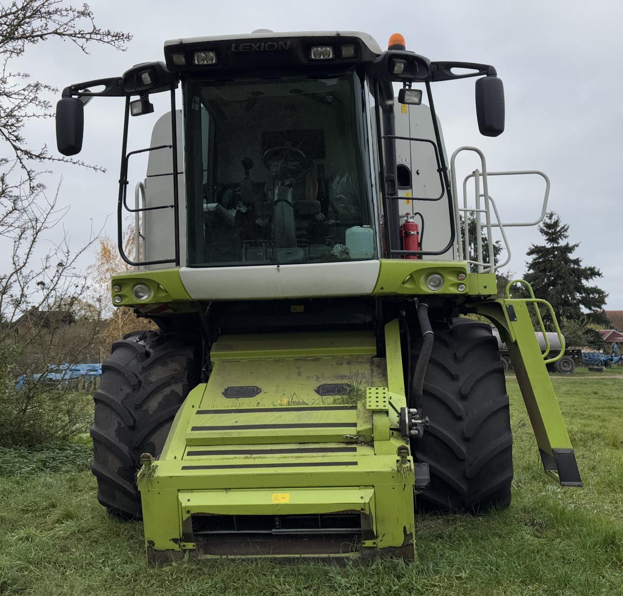 CLAAS Lexion 570, Vario 750- wenig Stunden Front