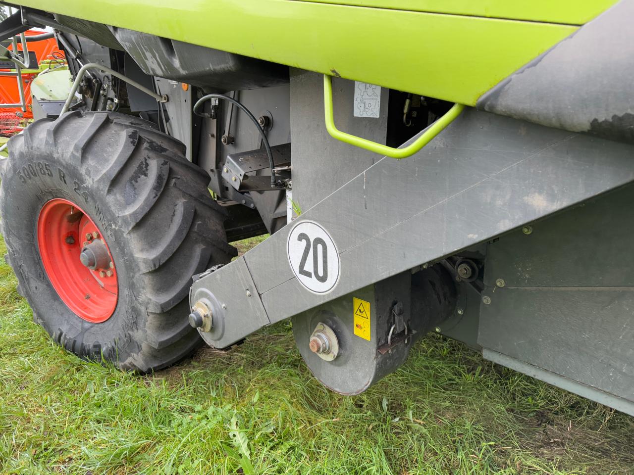 CLAAS Lexion 570, Vario 750- wenig Stunden Right