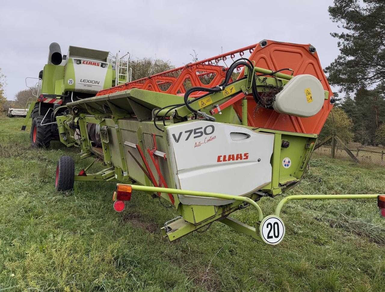 CLAAS Lexion 570, Vario 750- wenig Stunden Aerial