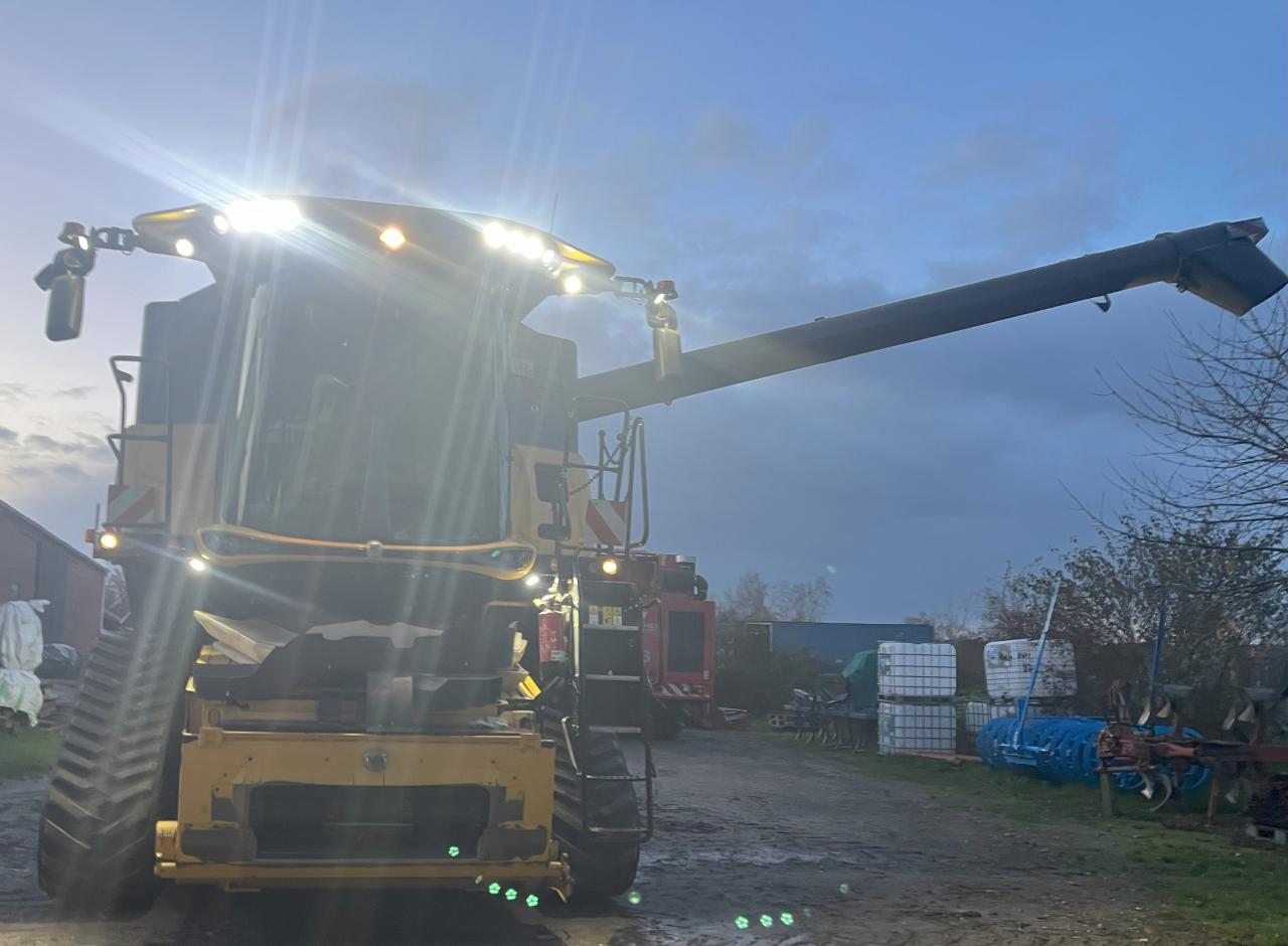 New Holland CR 9.80 CR Rear