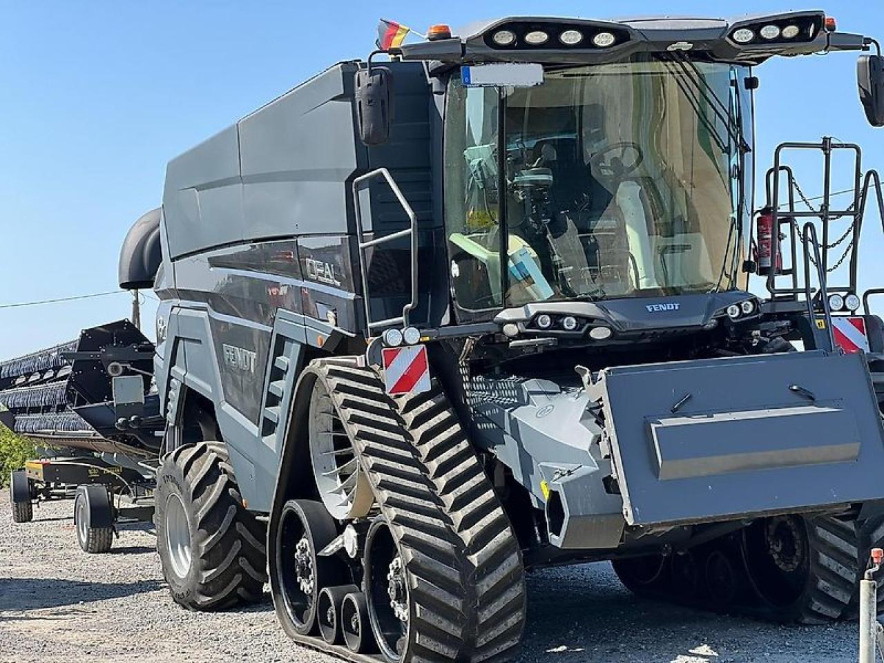 FENDT Fendt IDEAL 8 T + Schneidwerk 9,20 m