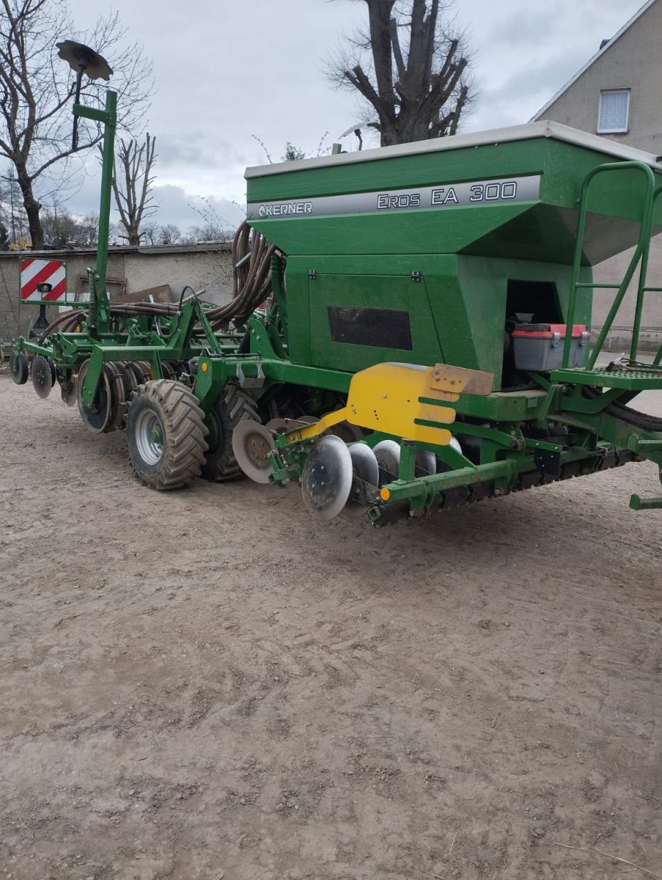 Kerner EROS EA 300