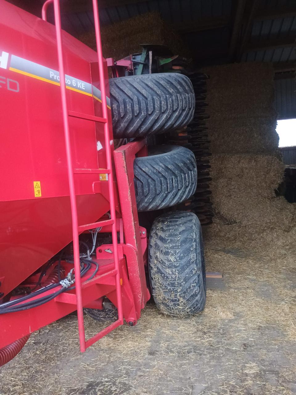 Horsch Pronto 6 KE mit Amazone KG 6000