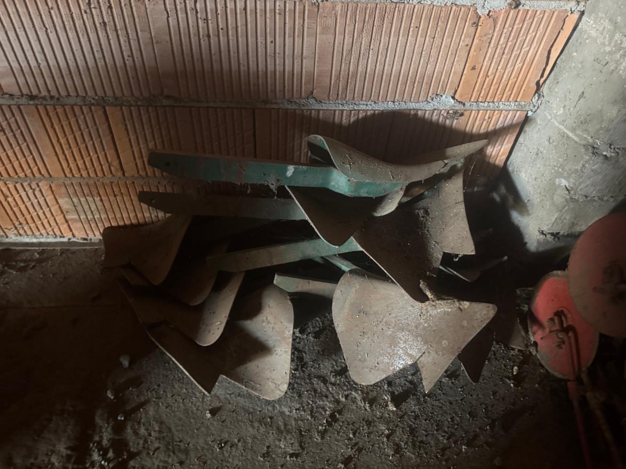 Kverneland PC 100 -6 Schar mit Packer Right