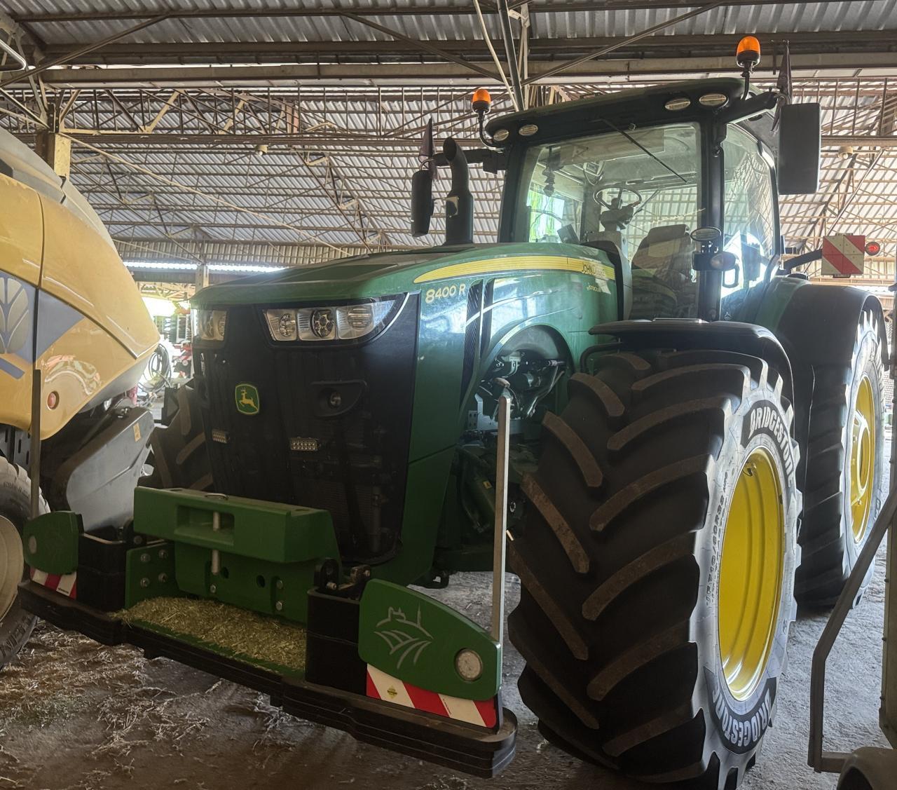 John Deere 8400 R