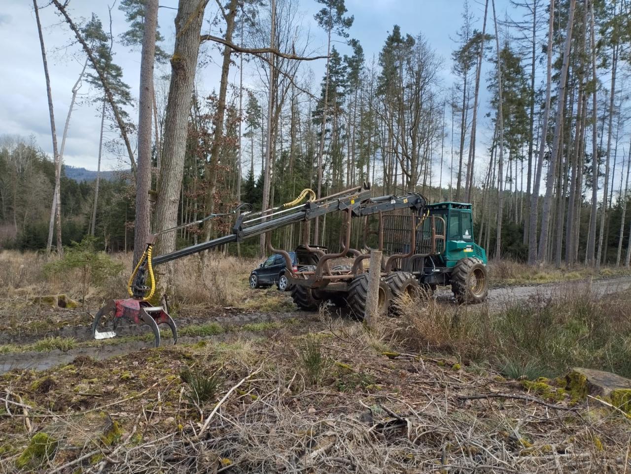 Timberjack 1010 B Rear