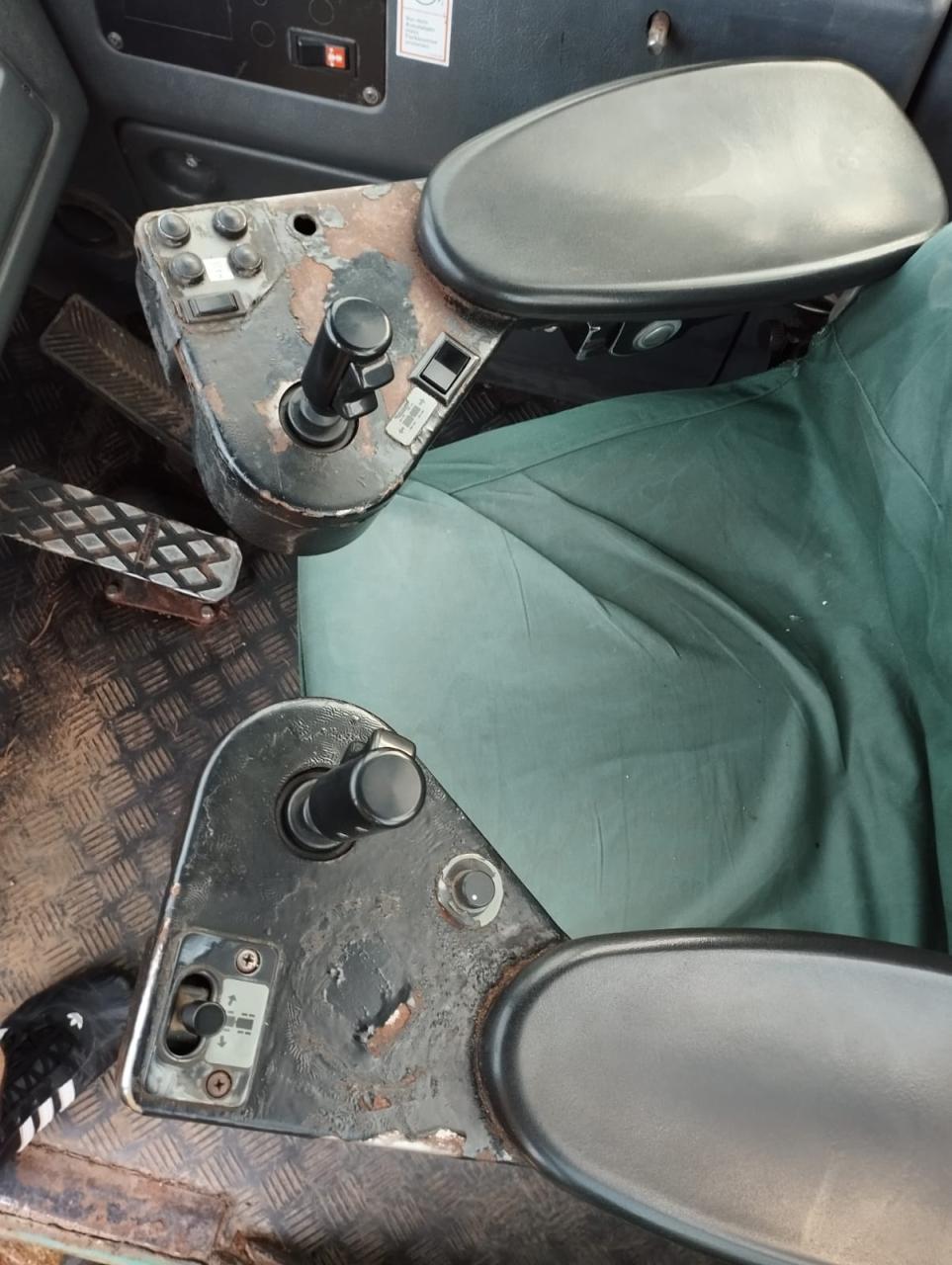 Timberjack 1010 B Inside