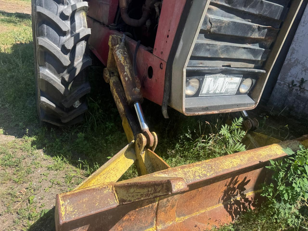 Massey Ferguson MF 1200 - Knicklenker Right