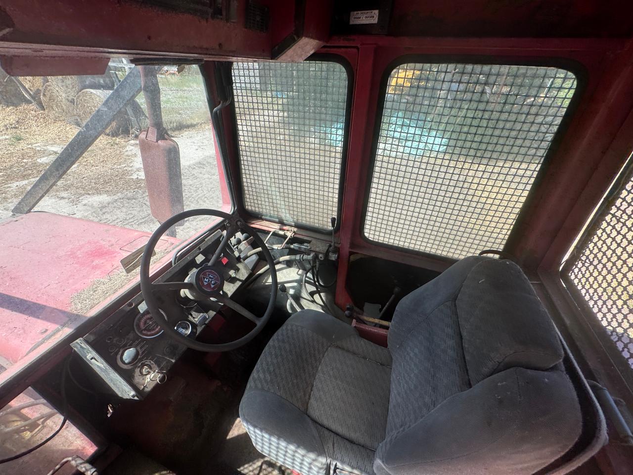 Massey Ferguson MF 1200 - Knicklenker Aerial