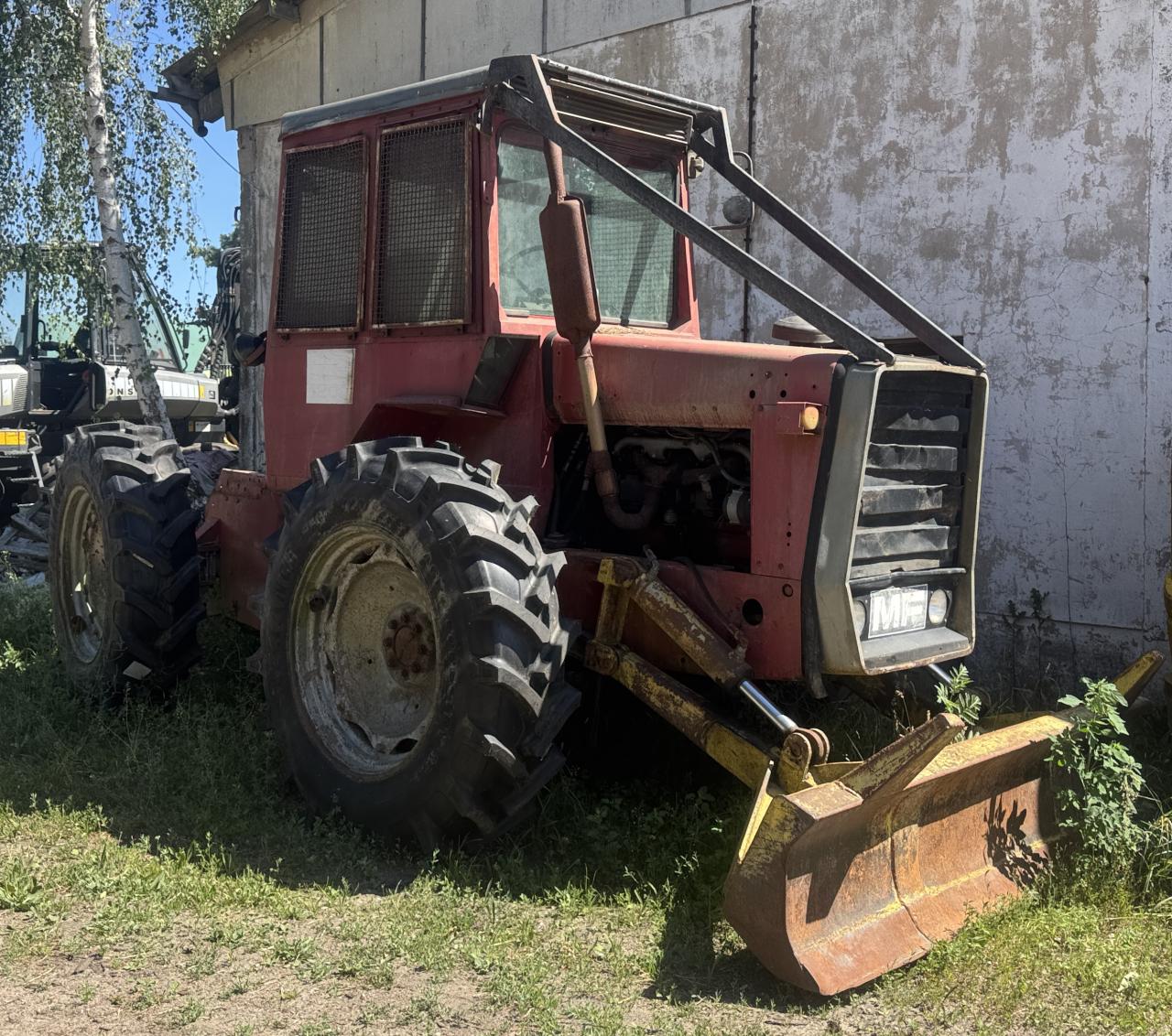 Massey Ferguson MF 1200 - Knicklenker