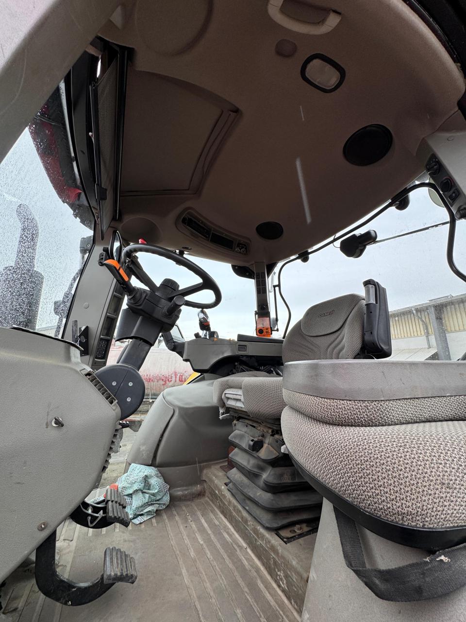 Case Puma 225 CVX *defekt* Front