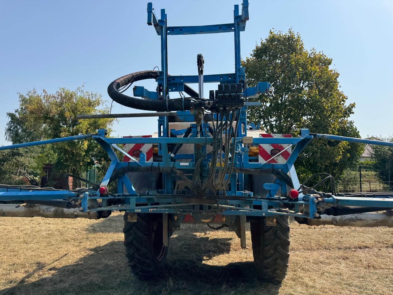 Lemken Eurotrain TC 3500 Inside