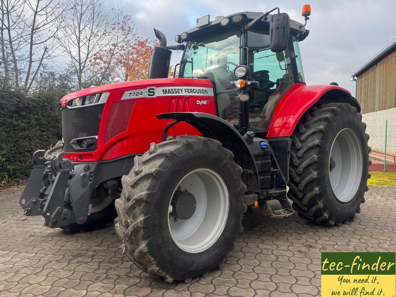 Massey Ferguson MF 7724 Dyna-6 EXCLUSIVE