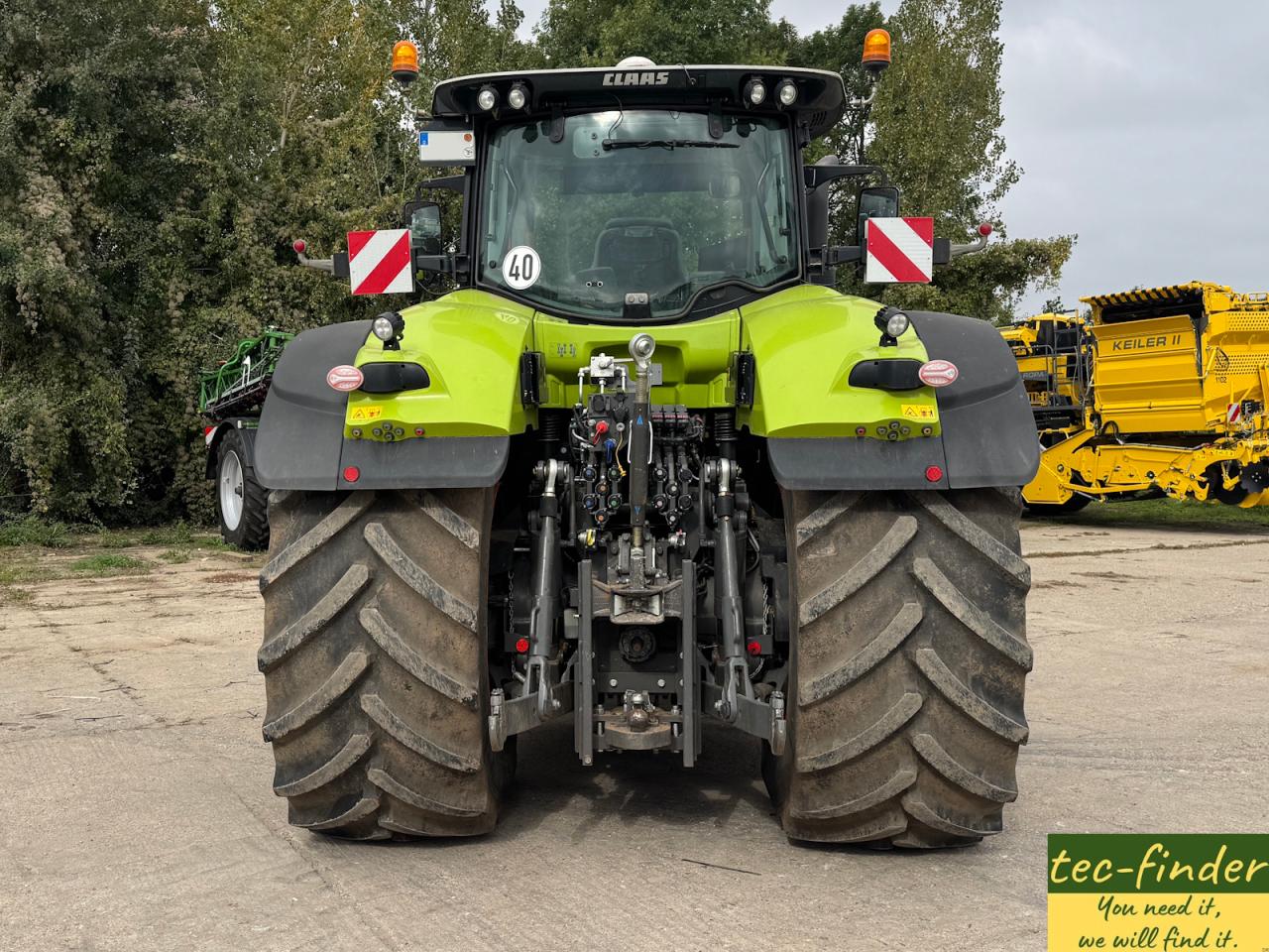 CLAAS Axion 960 CMATIC Rear
