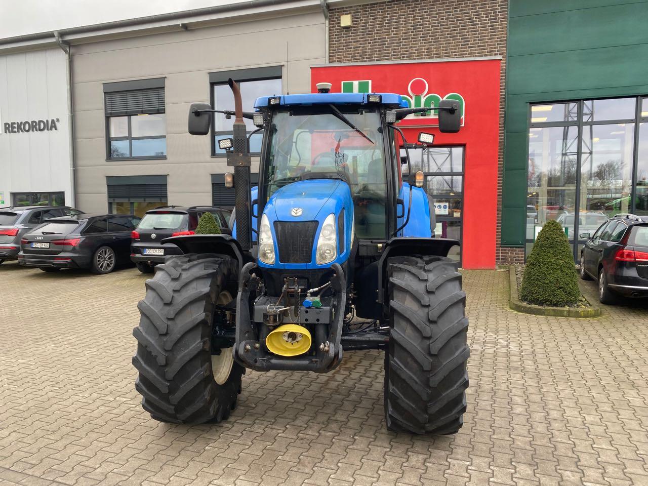 New Holland TS 135 A Plus