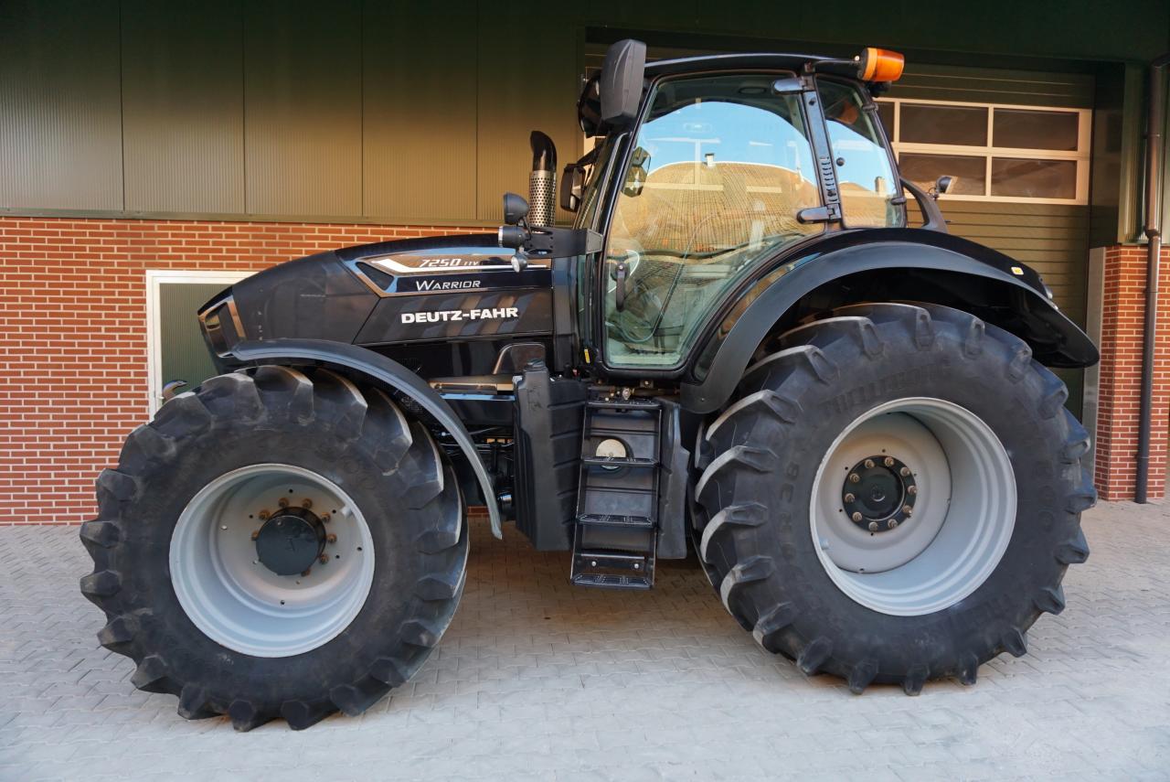 Deutz-Fahr Agrotron 7250 TTV Warrior