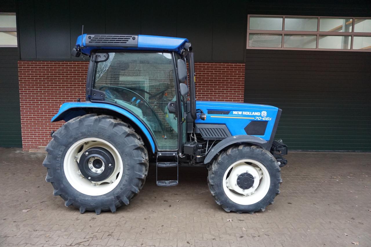 New Holland 70-66S Right