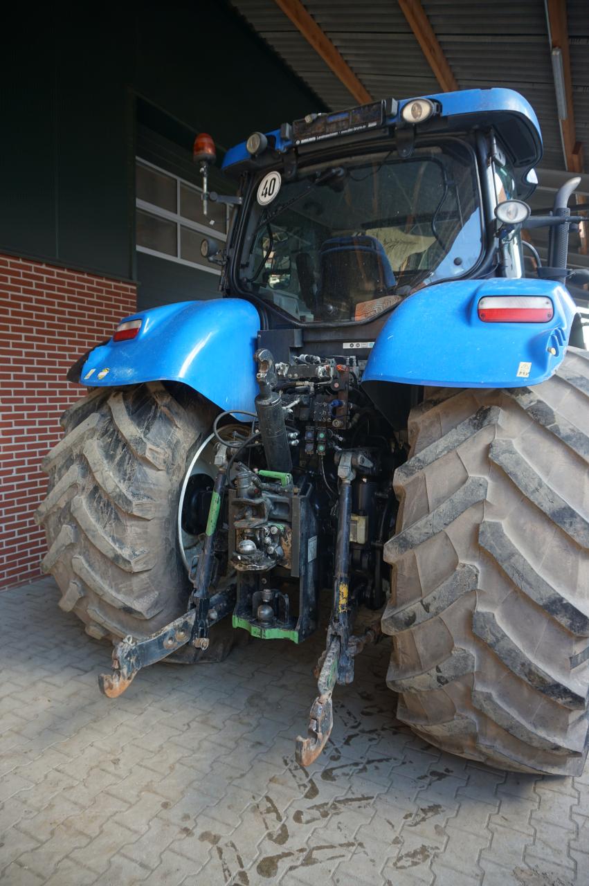New Holland T7.220 Autocommand Above
