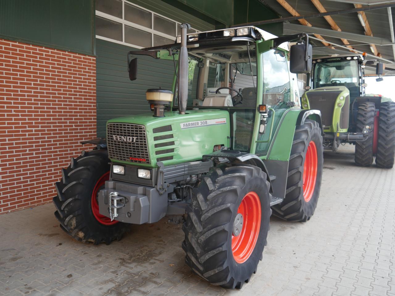 FENDT Farmer 308 E nur 3100 Std. Rear