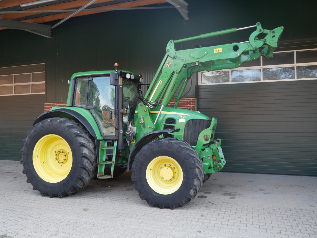 John Deere 7530 AP Frontlader FZW