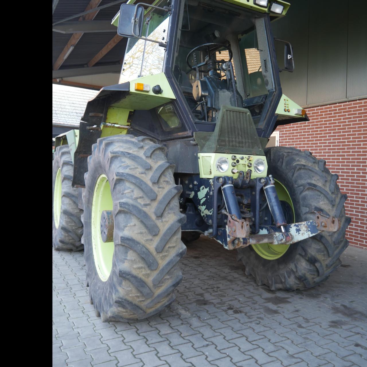 Deutz-Fahr Intrac 6.60 Front