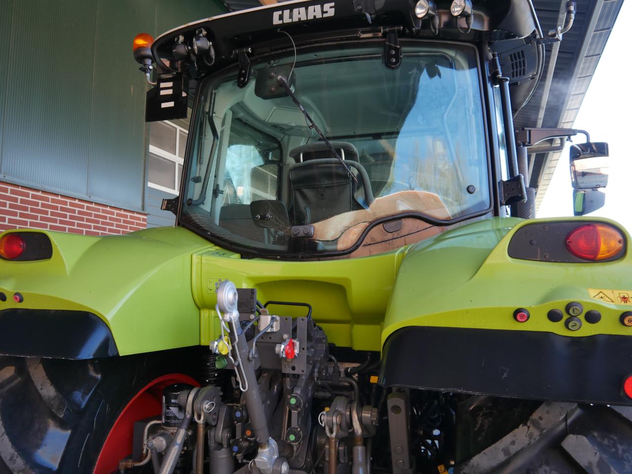 CLAAS Arion 610 CIS Above