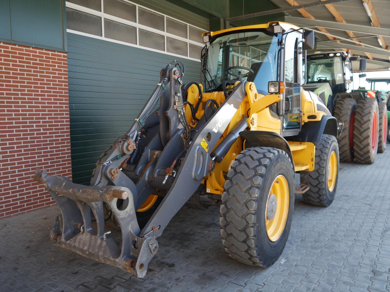 Volvo L45f Rear