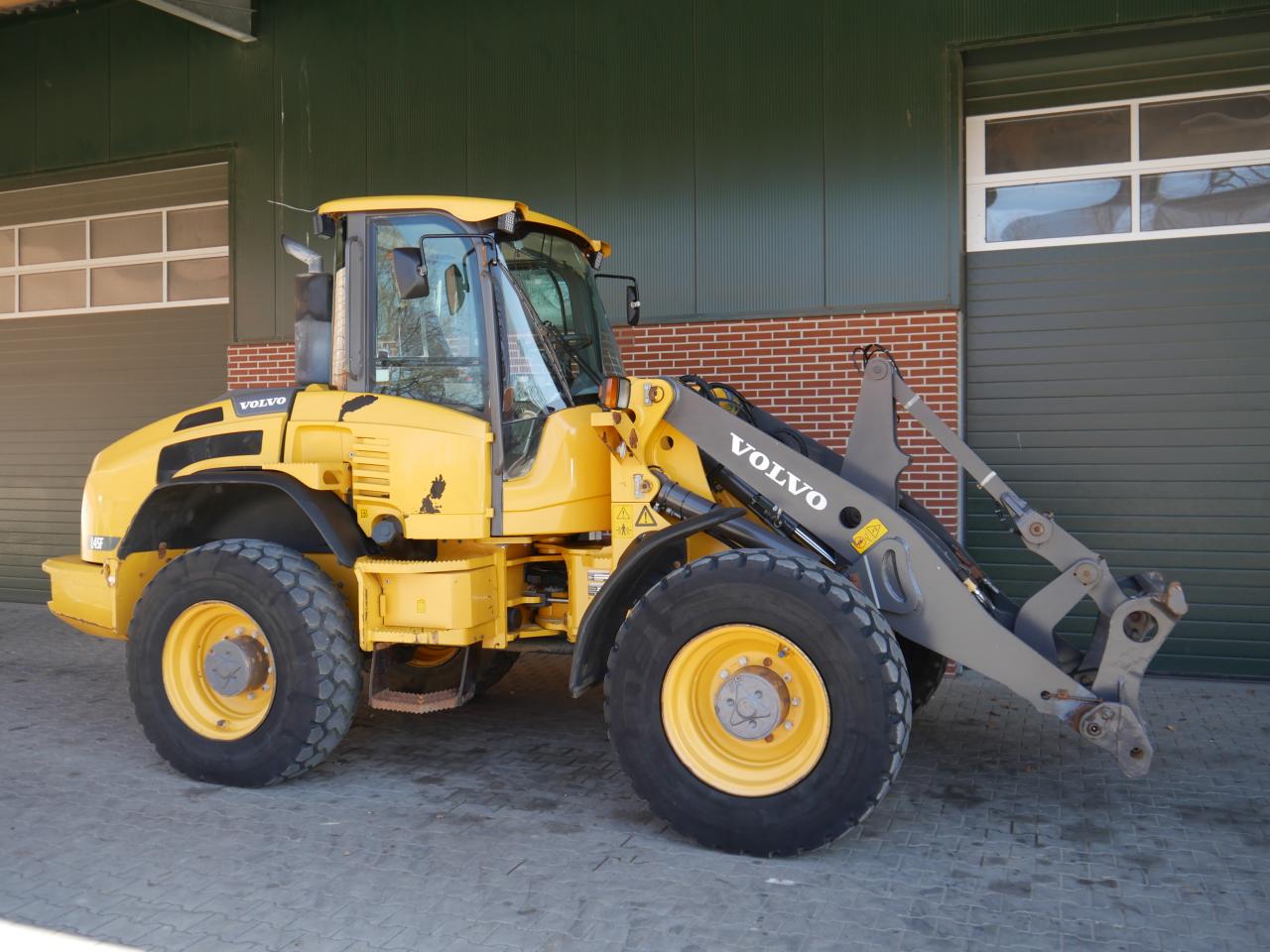 Volvo L45f