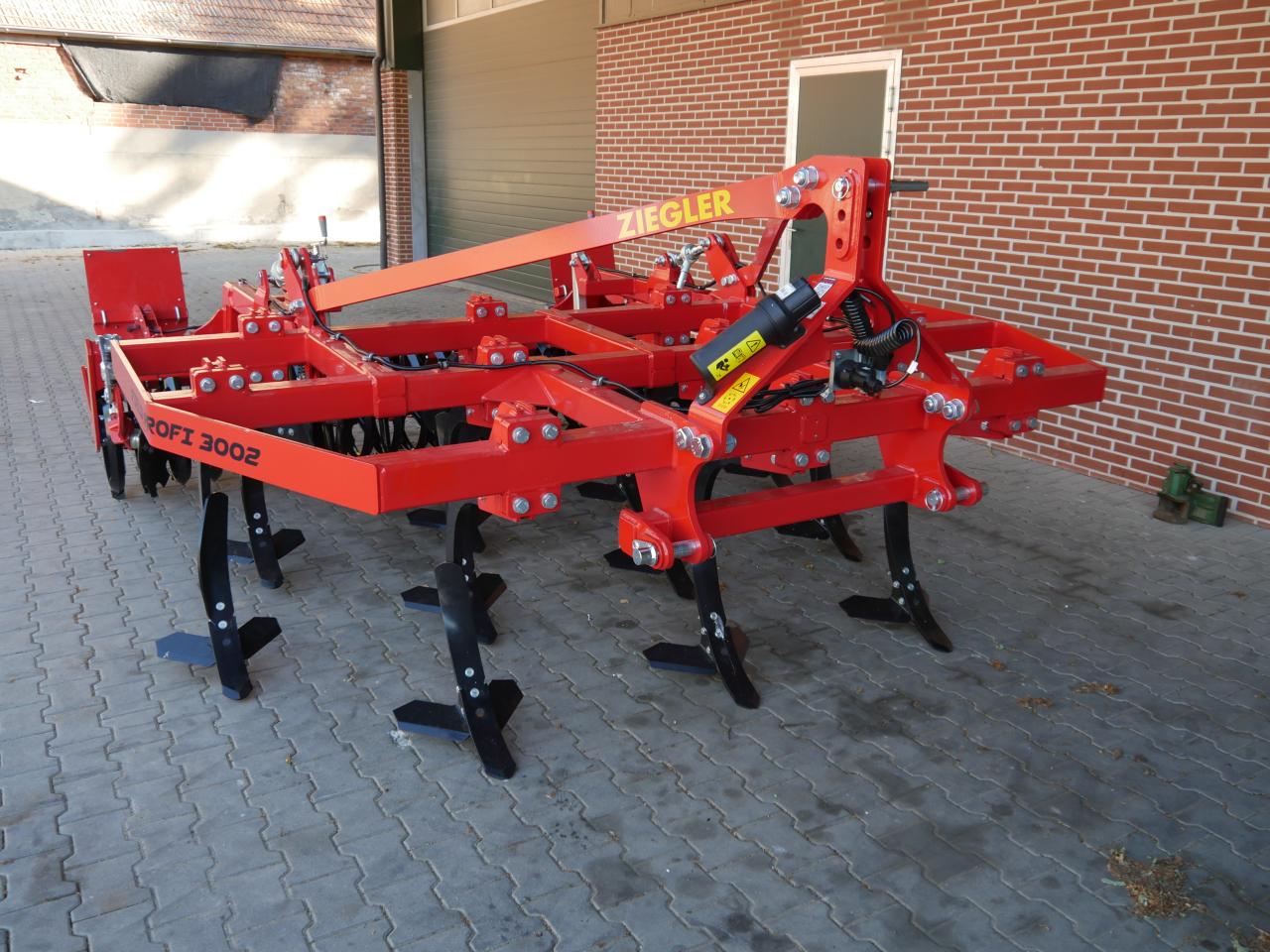 Ziegler Field Profi 3002  Front