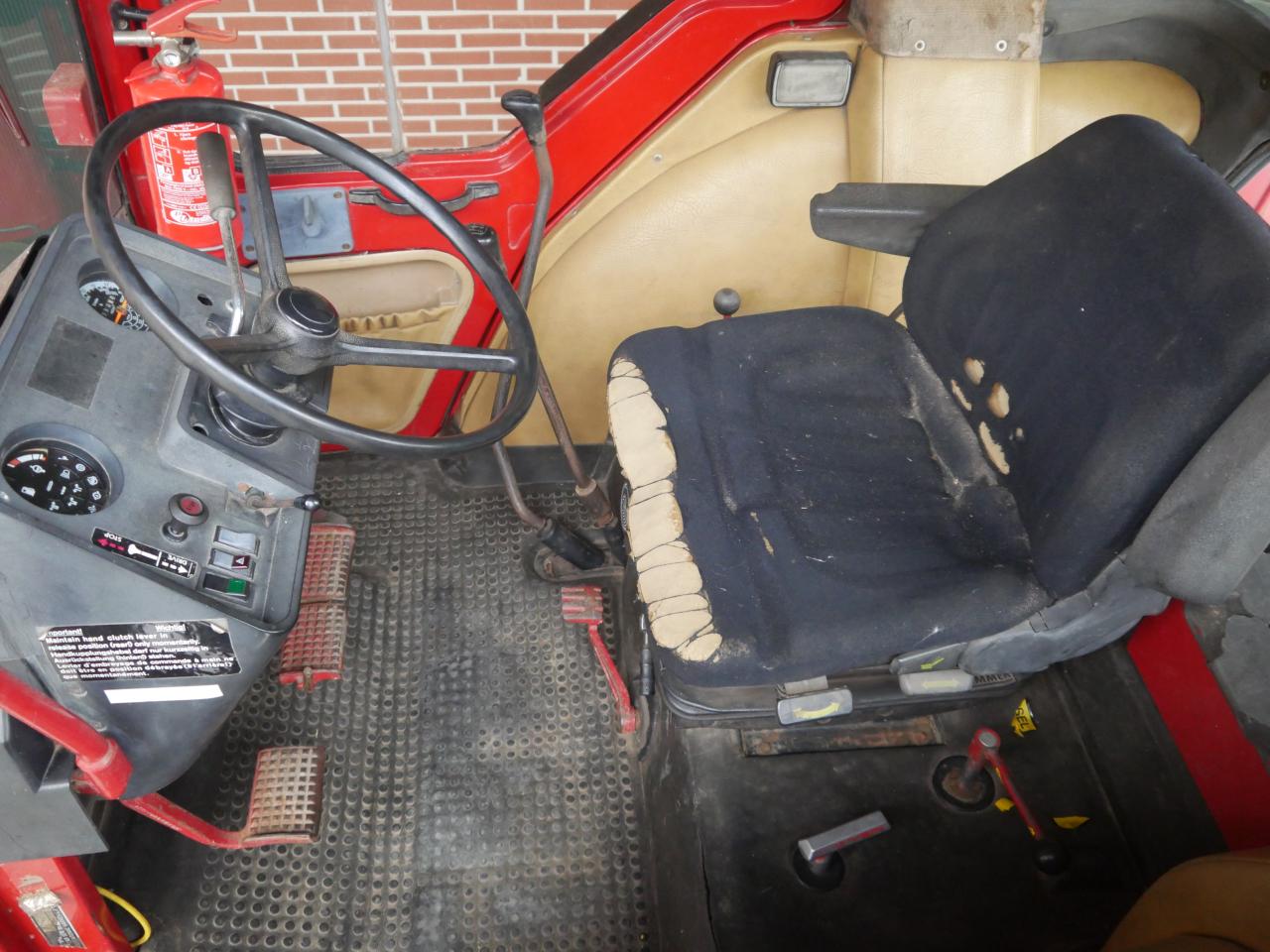 Case IHC 1255 XL nur 5390 Std. Rear