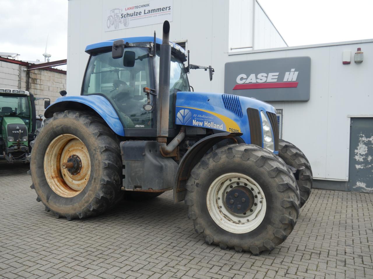 New Holland TG 285