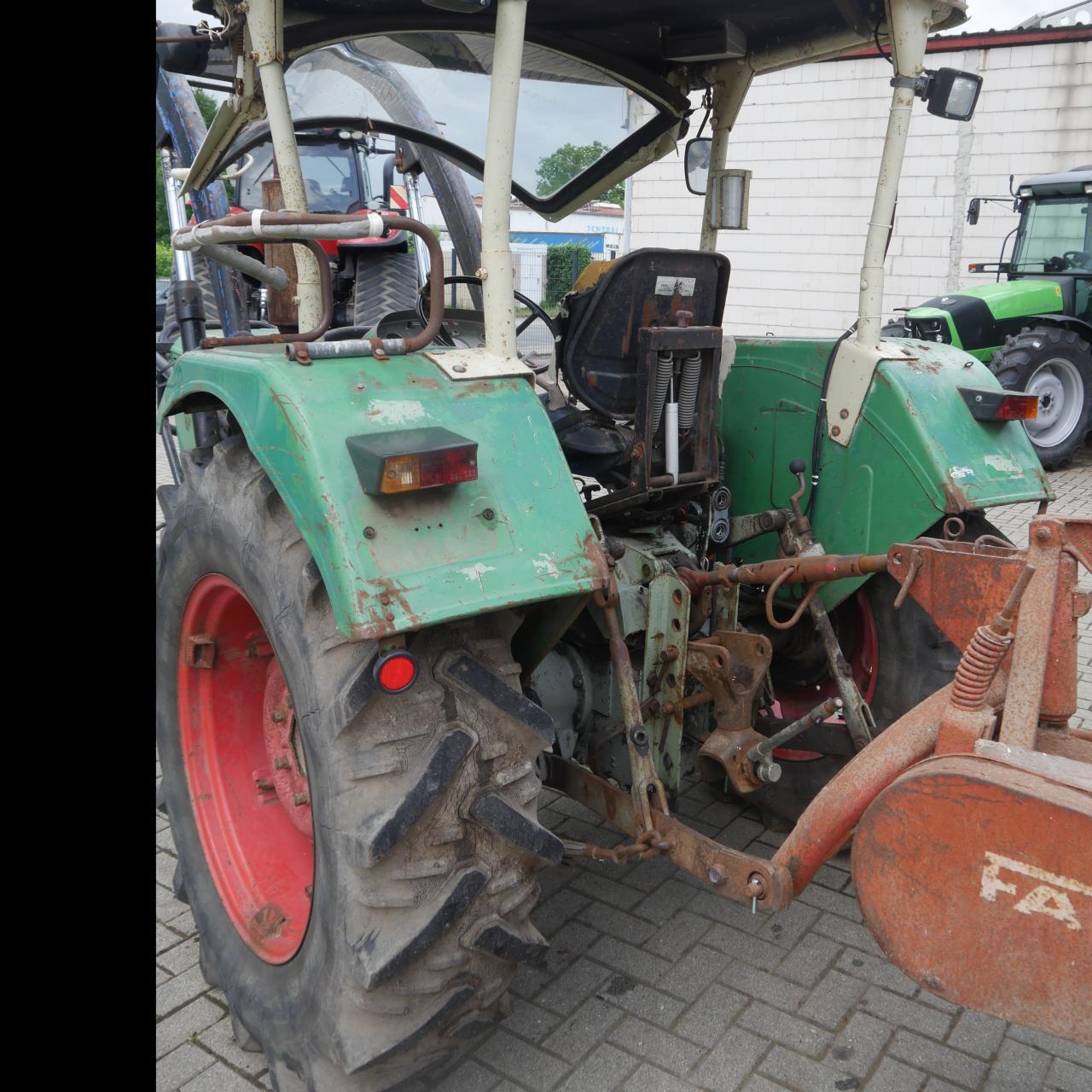 Deutz-Fahr 5506 Inside