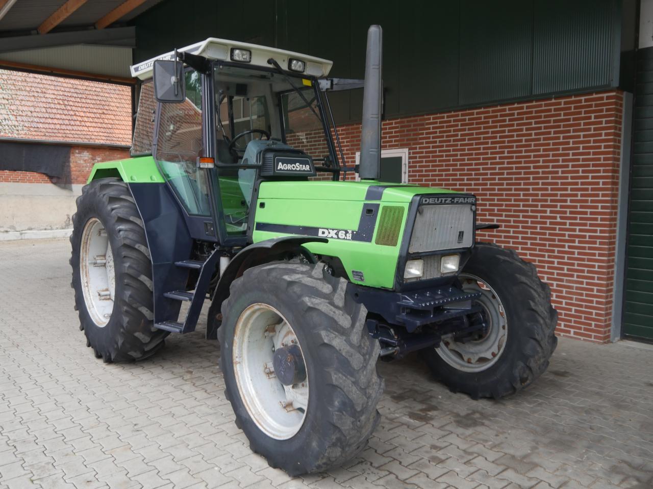 Deutz-Fahr Agrostar DX 6.11 Front