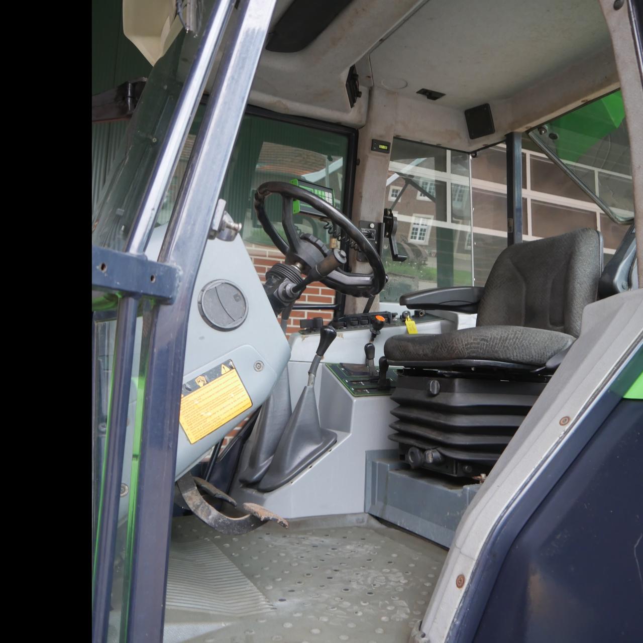 Deutz-Fahr Agrostar DX 6.11 Rear