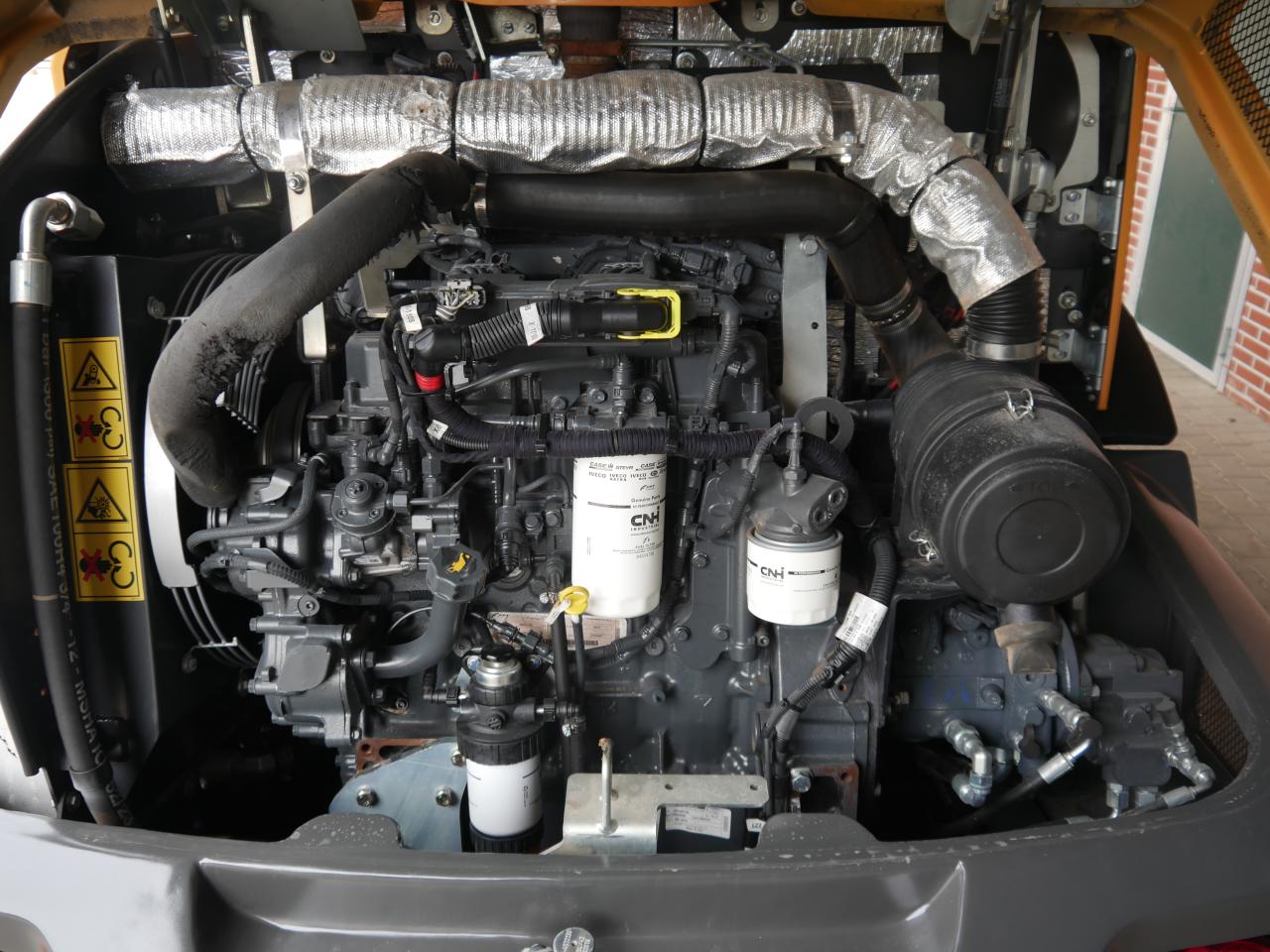 Case 21F XT Aerial