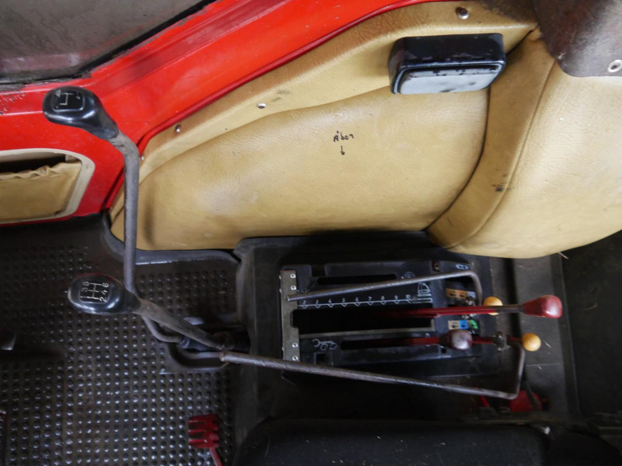 Case IHC 1255 XL nur 7100 Std. Rear