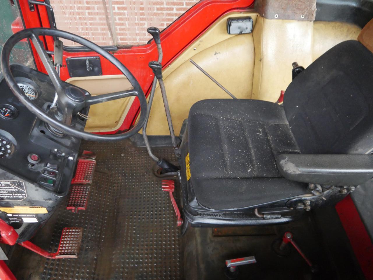 Case IHC 1255 XL nur 7100 Std. Rear